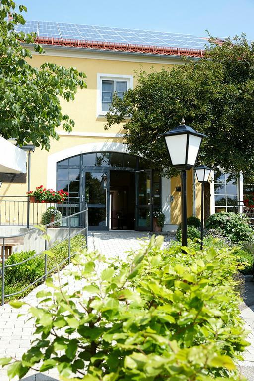 Hotel Eberl Hattenhofen  Luaran gambar
