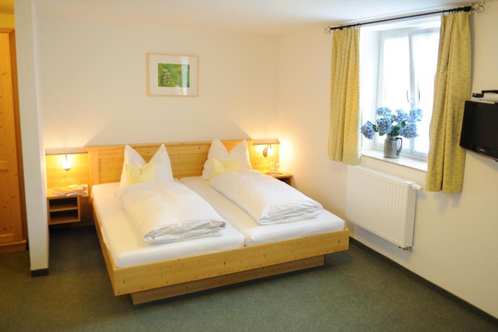 Hotel Eberl Hattenhofen  Bilik gambar