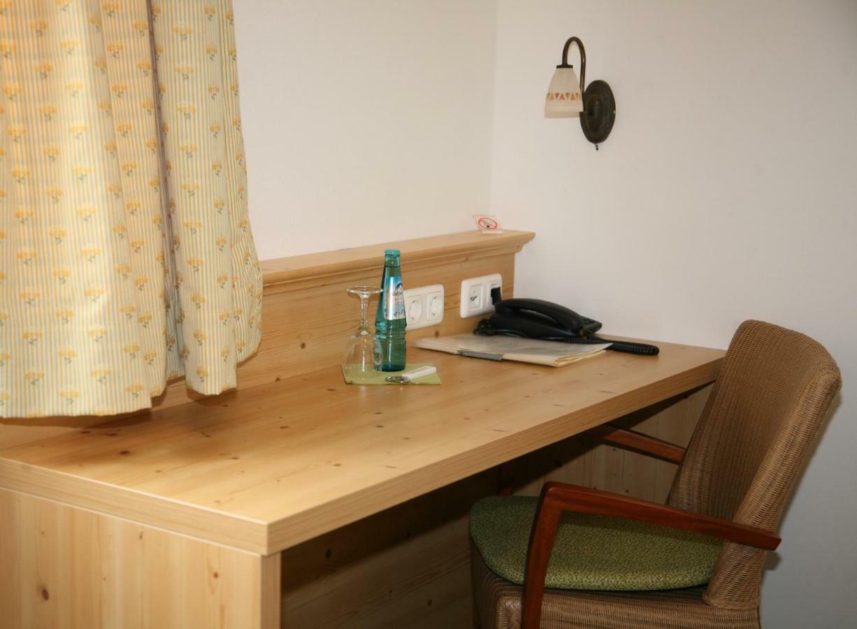 Hotel Eberl Hattenhofen  Luaran gambar